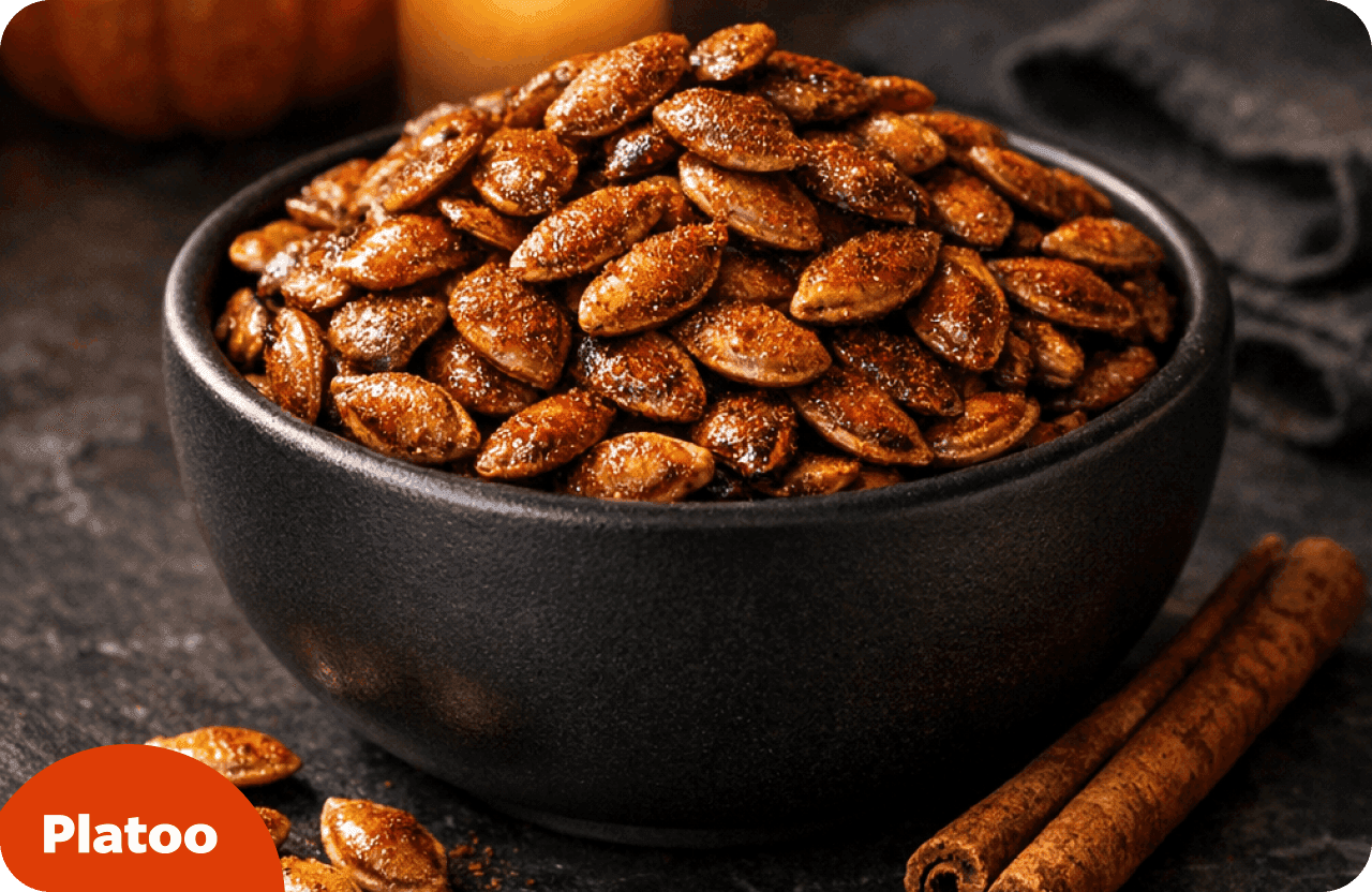 Bol de graines de courge grillées sucrées et épicées